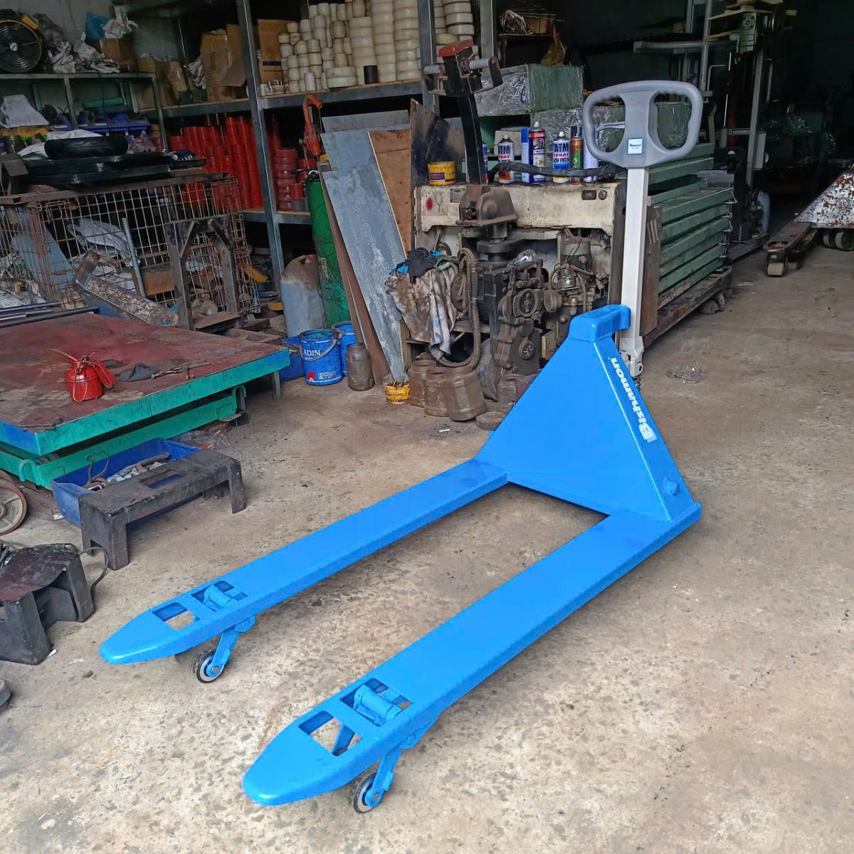 xe-nang-tay-2500kg-bishamon-chinh-hang